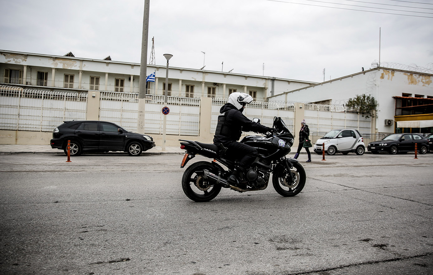 Επιχείρηση της ΕΛ.ΑΣ. στις φυλακές Κορυδαλλού – Ανακαλύφθηκαν 4 κινητά τηλέφωνα