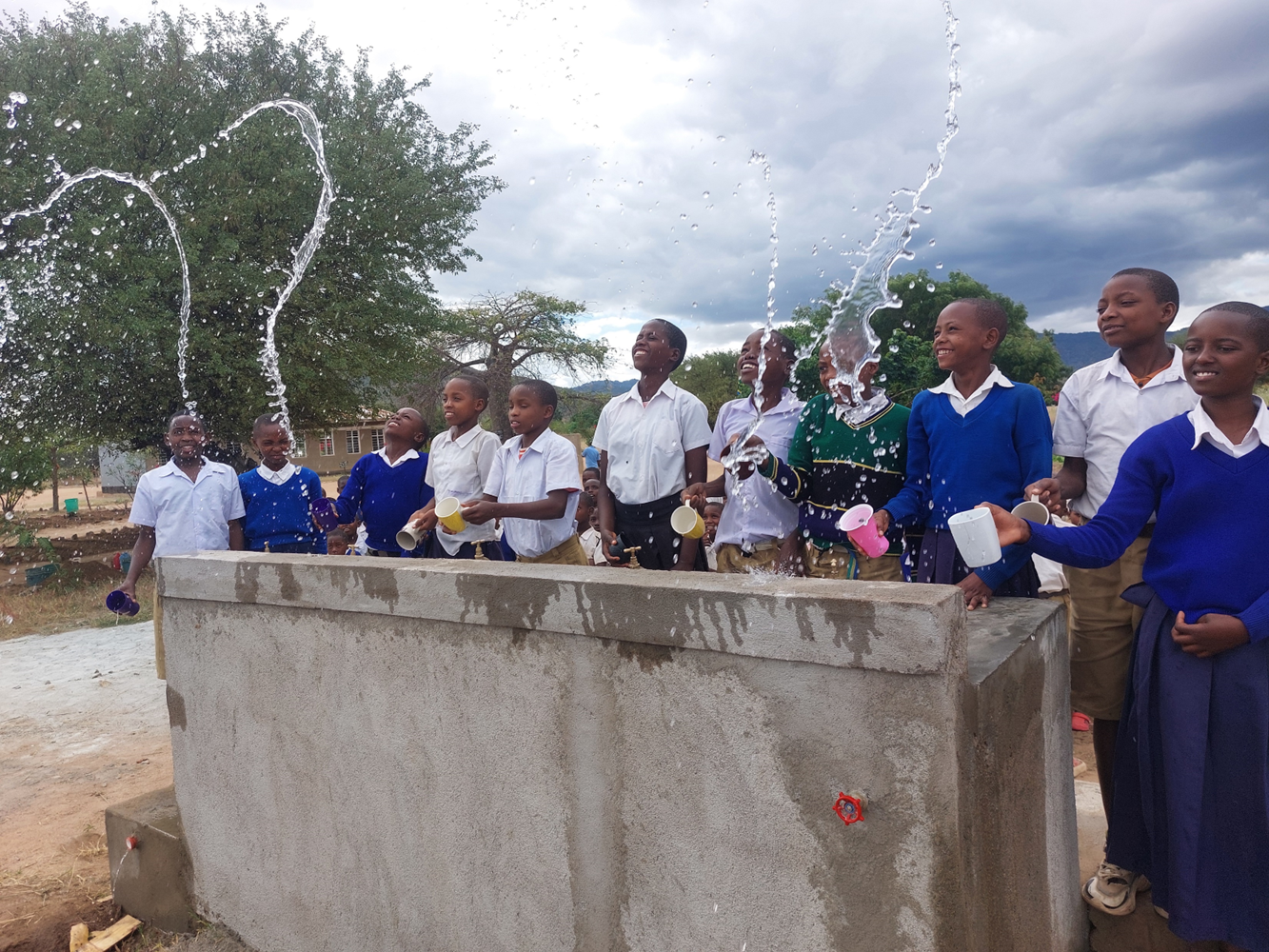 Μια λιγότερο χριστουγεννιάτικη αφήγηση για ένα χωριό στην Τανζανία