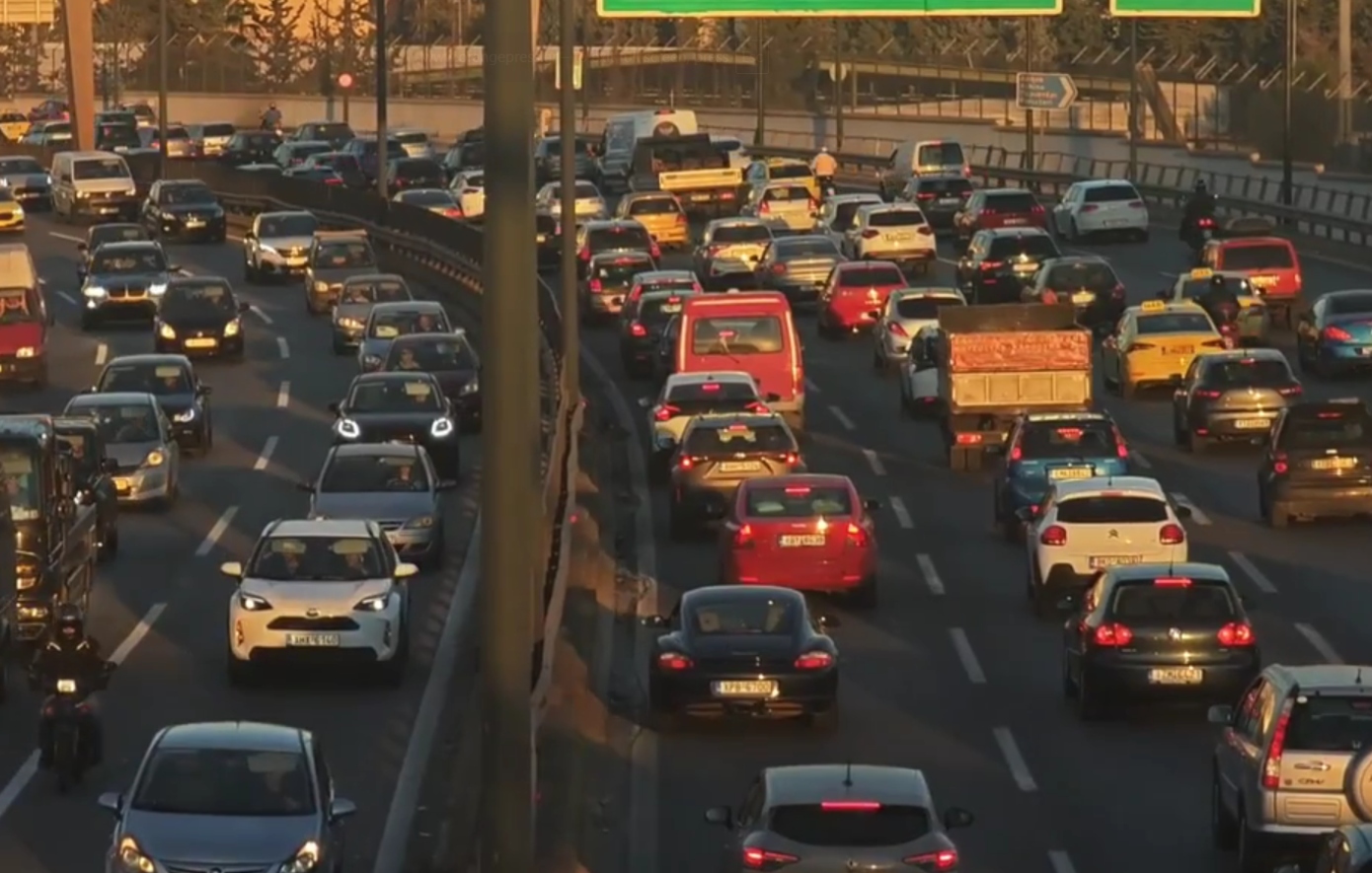 Στα «κόκκινα» ξανά ο Κηφισός – Σοβαρό μποτιλιάρισμα από Κηφισιά μέχρι Μοσχάτο