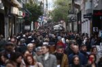 Ο μόνιμος πληθυσμός στην Ελλάδα το 2024 μειώθηκε κατά 0,03%