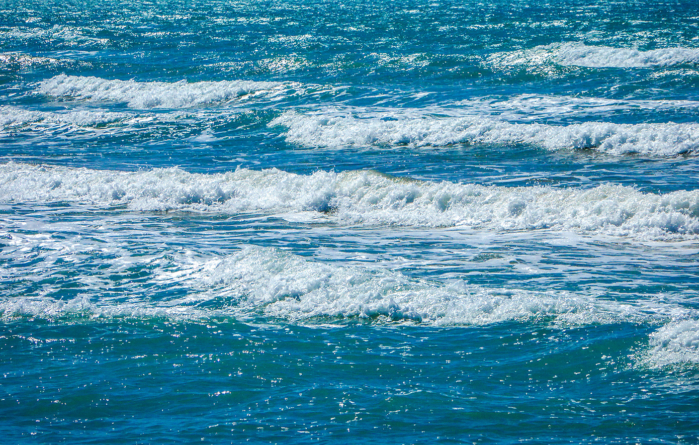 Αναίσθητος ανασύρθηκε ηλικιωμένος από τη θάλασσα στον Άγιο Νικόλαο