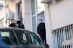 «Δεν το άντεχα πια»: Σημείωμα ηλικιωμένου που προσπάθησε να σκοτώσει τη σύζυγό του πριν πηδήξει στο κενό – Δείτε βίντεο