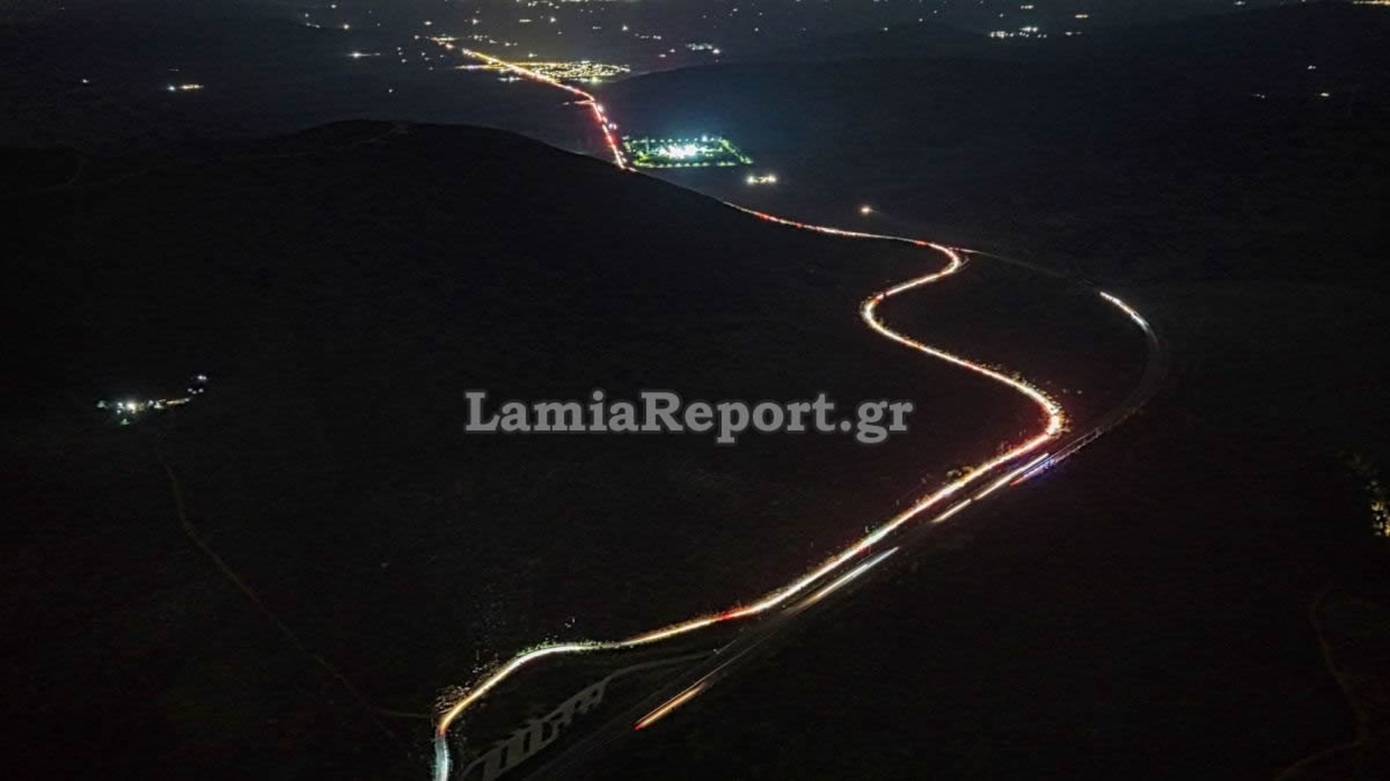 «Γολγοθάς» η επιστροφή των εκδρομέων: Χιλιόμετρα ουρών σε εθνική οδό και παραδρόμους – Δείτε βίντεο