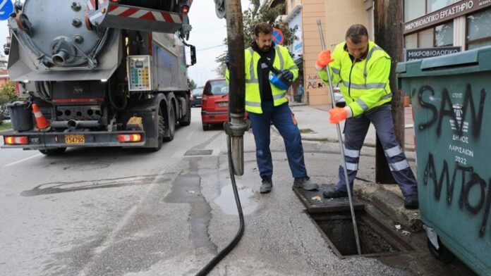 Επί ποδός συνεργεία της ΔΕΥΑ Λάρισας ενόψει κακοκαιρίας