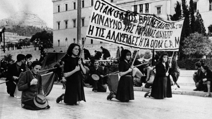 Σαν σήμερα 3 Δεκεμβρίου: Ξεκινούν τα «Δεκεμβριανά» – Η αιματοχυσία στο Σύνταγμα και η πορεία προς τον Εμφύλιο