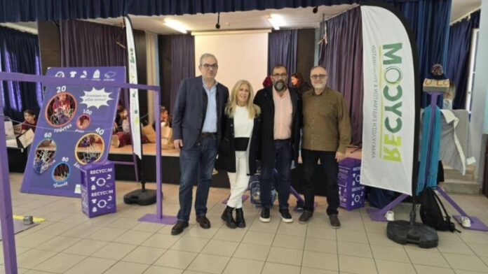 Πρωτοβουλία ανακύκλωσης ρούχων σε Δημοτικό Σχολείο Αμαρουσίου