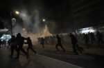 Στο αυτόφωρο 15 άτομα που ενεπλάκησαν στα επεισόδια στην πορεία για τη μνήμη του Αλέξανδρου Γρηγορόπουλου