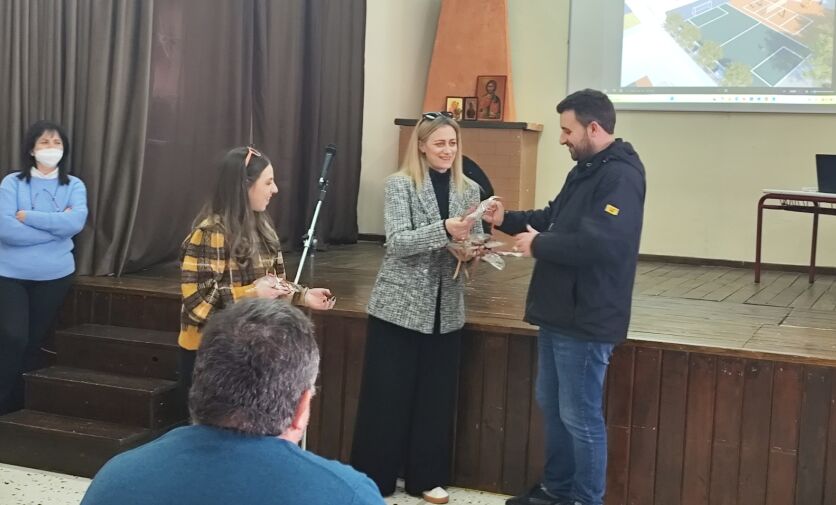 Ο Δήμος Μετεώρων ανανεώνει την όψη των σχολείων της Καλαμπάκας