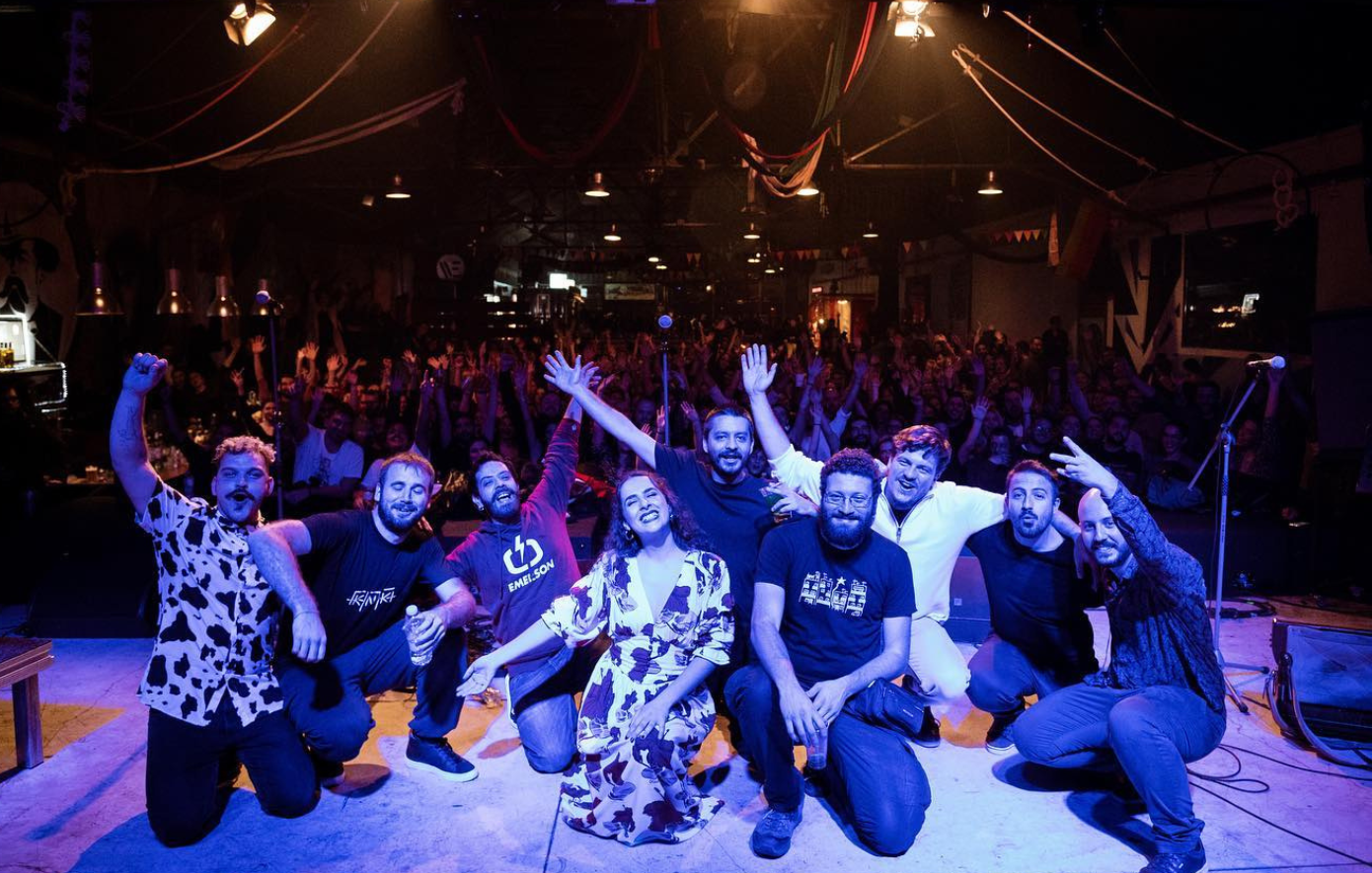 Φλώρινα: Καταγγελίες για ακύρωση συναυλίας από τον δήμαρχο λόγω σλάβικων τραγουδιών – Η αντίδραση της Banda Entopica