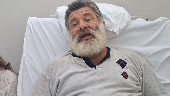 Στο σπίτι του αναρρώνει ο κτηνοτρόφος που συγκίνησε την Ελλάδα αποχαιρετώντας τα πρόβατα που θα σφαγιάζονταν