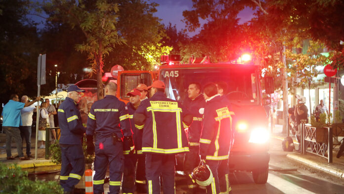 Φωτιά σε διαμέρισμα ηλικιωμένων στην Τούμπα: Διασώθηκαν επτά άτομα – Πως σώθηκαν μητέρα με τα τρία παιδιά της