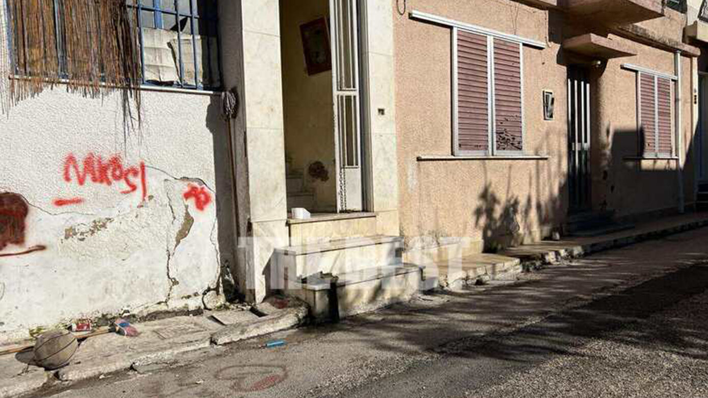 Νεαρός γλίστρησε από μπαλκόνι στην Πάτρα