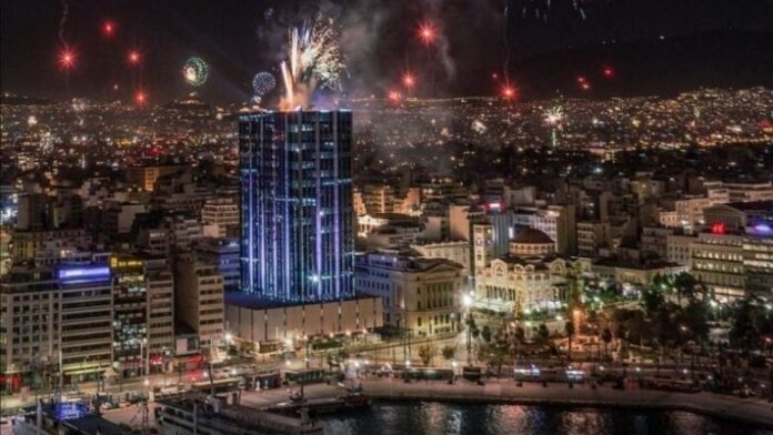 Μαγευτικό υπερθέαμα στον Δήμο Πειραιά για την Πρωτοχρονιά