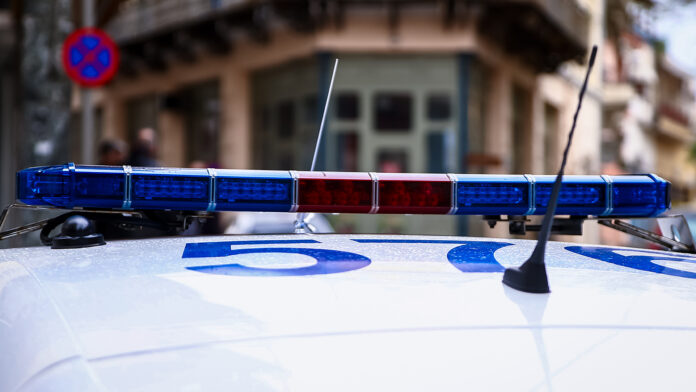 Εκδικητές παιδόφιλων φέρονται να έσπασαν τα πλευρά οδηγού στη Θεσσαλονίκη – Υποτίθεται ότι κανόνισε συνάντηση με 17χρονη σε άλσος