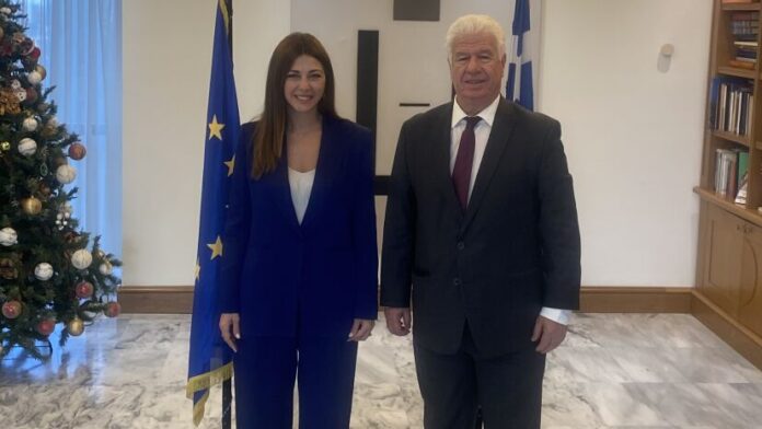 Σύσκεψη του Περιφερειάρχη Ιονίων Νήσων με την Υπουργό Εκπαίδευσης
