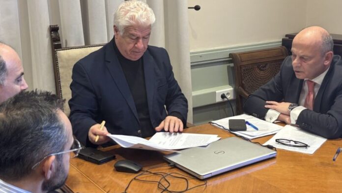 Συμφωνία για την ψηφιακή μετατροπή του φυσικού αρχείου της Π. Ιονίων Νήσων