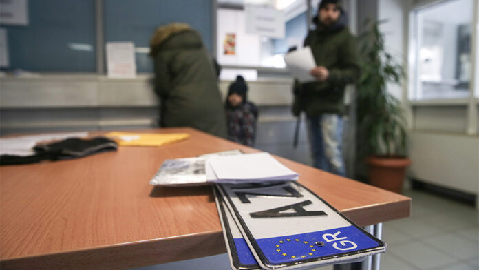 Δήμος Αθηναίων: Επαναφορά πινακίδων για Χριστούγεννα – Ποιοι δεν περιλαμβάνονται