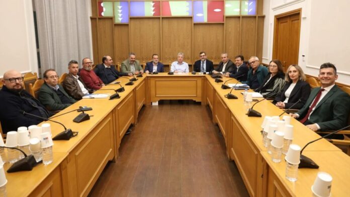 Π. Κρήτης: 5,4 εκ. ευρώ για έργα στο τμήμα Αγ. Σώζων-Αλάγνι και τον Κόμβο Πεζών