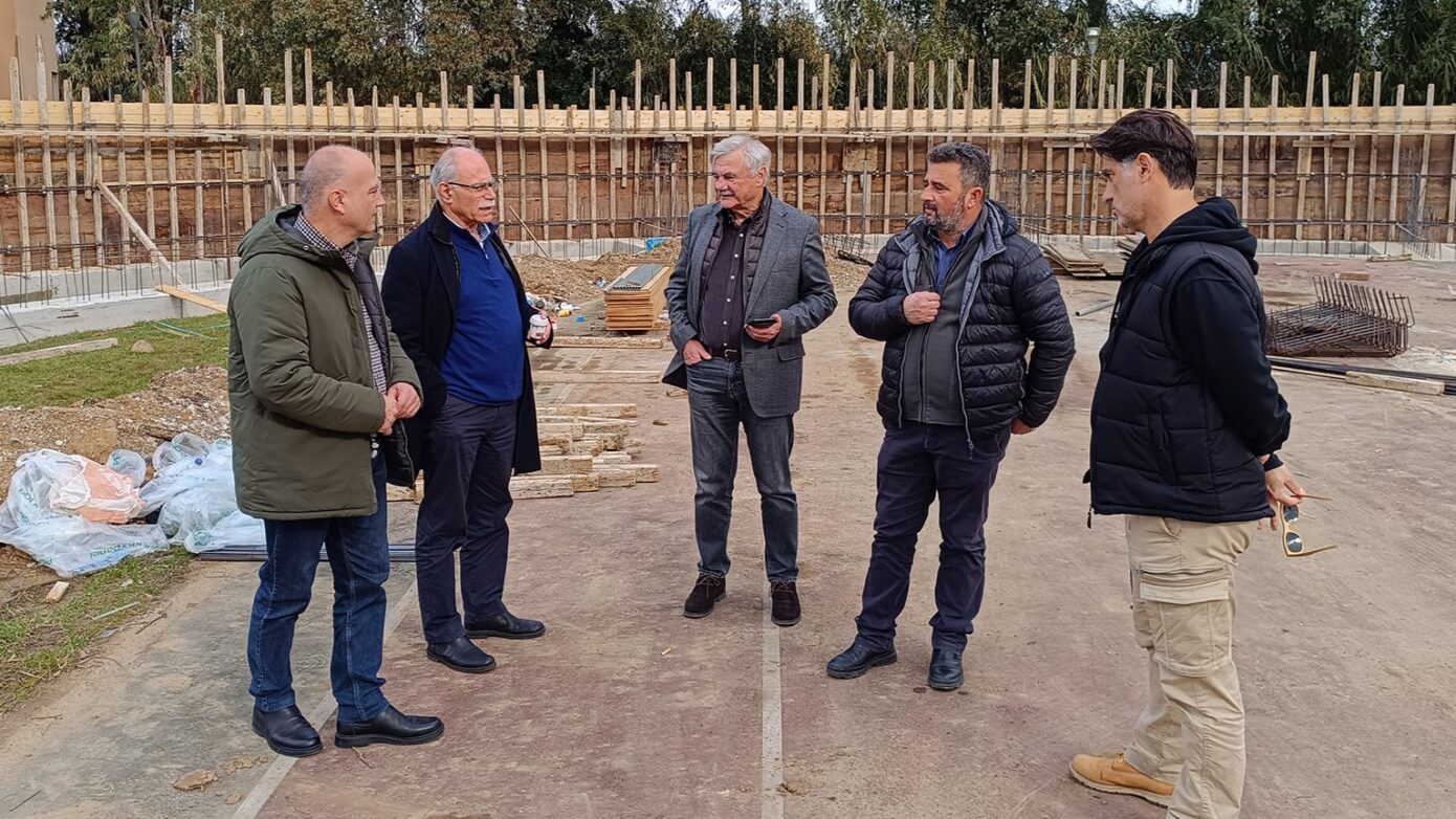 Στ. Καννής: «Βελτιώνουμε ουσιαστικά την ανατολική περιοχή του Πύργου»