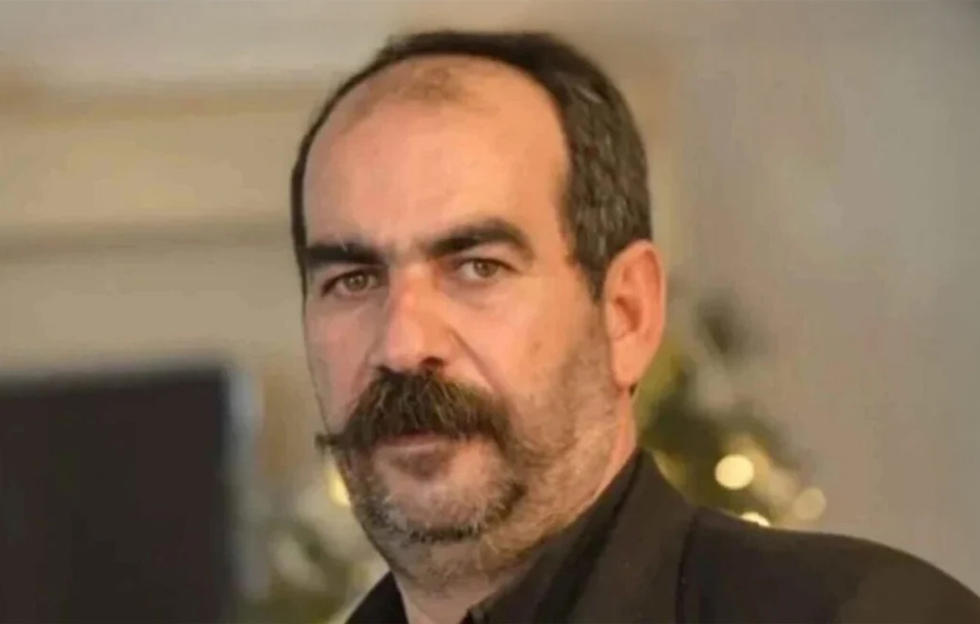 «Ο Φραπές μετατράπηκε σε λάτε μακιάτο κάραμελ ντεκάφ» – Αναστάτωση στο X με την κατάθεση Ξυλούρη στην Εξεταστική: