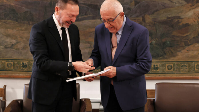 Στουρνάρας: Το δημογραφικό, η δημόσια γραφειοκρατία και η καθυστέρηση στη δικαιοσύνη απειλούν την ελληνική οικονομία