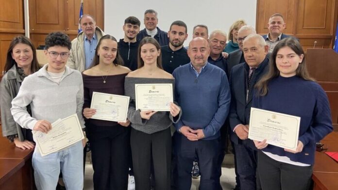 Δ. Τρικκαίων: Τιμητική διάκριση νεοεισακτέων φοιτητών από το Ίδρυμα Παληχώρη