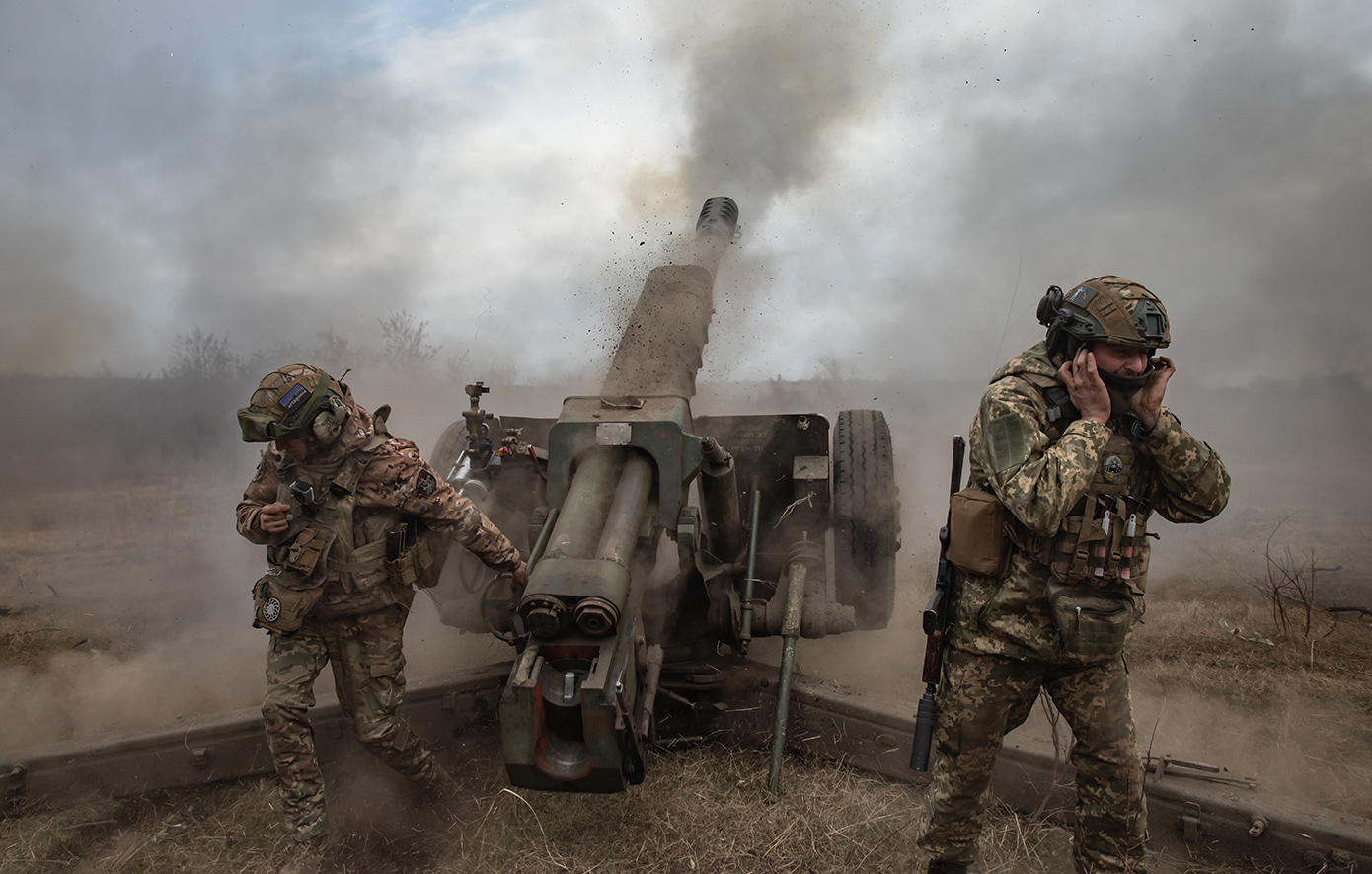 Η Ρωσία επιτέθηκε σε δύο ουκρανικά λιμάνια, προκαλώντας ζημιές σε τουρκικό πλοίο, αναφέρει το Κίεβο