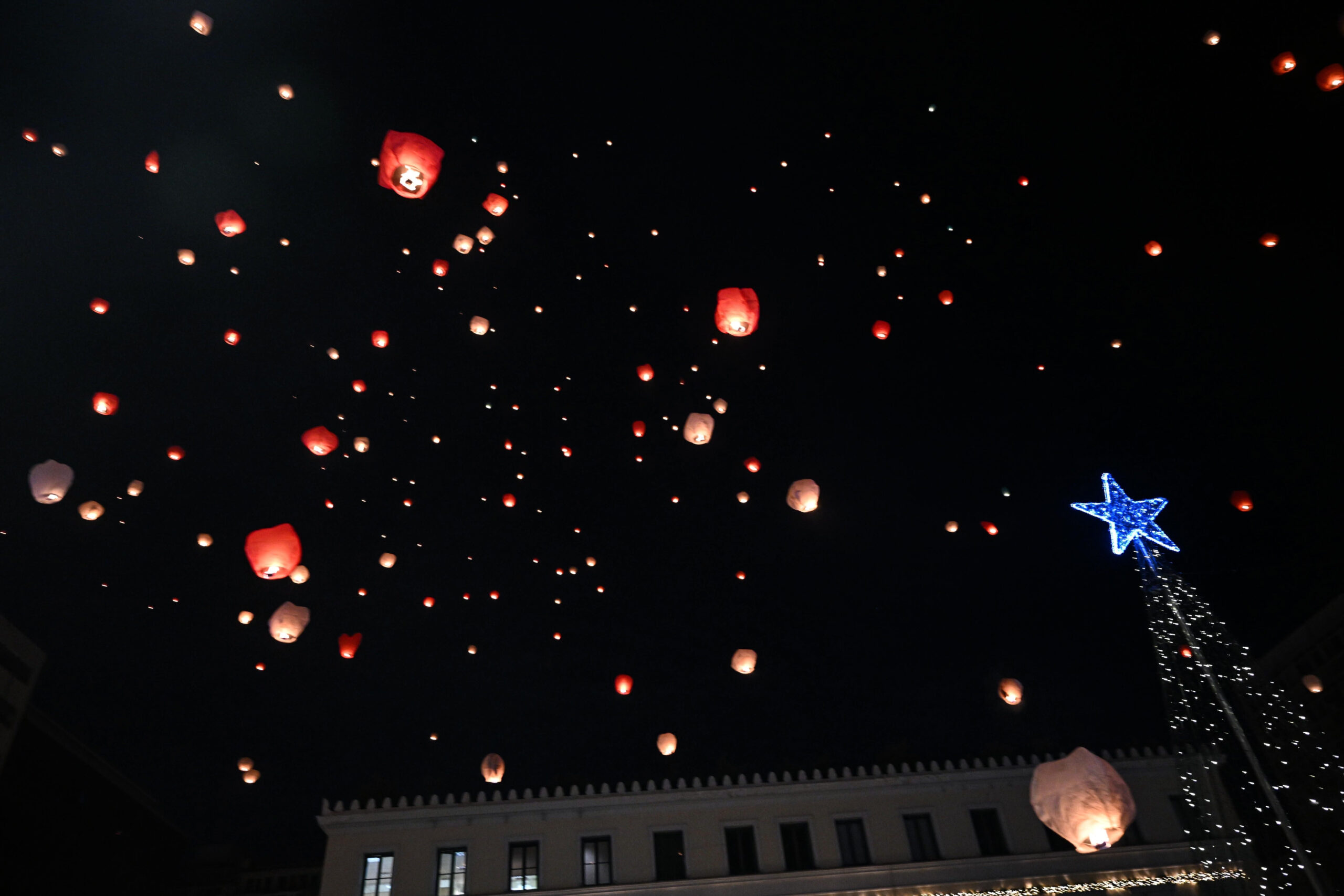 Δ. Αθηναίων: Αναστολή της «Νύχτας των Ευχών» εξαιτίας καιρικών συνθηκών