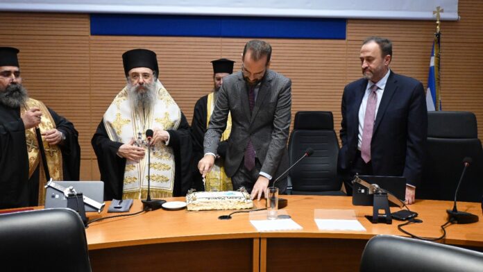 Περιφέρεια Δυτικής Ελλάδας – Ανταλλαγή ευχών: Ν. Φαρμάκης: «Σήμερα ξεκινά μια νέα περίοδος προσπάθειας»