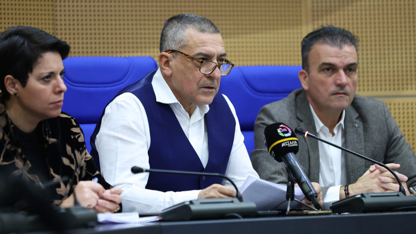 Κουρέτας – Μαμάκος: Υπογράφηκαν οι συμφωνίες για το νέο κτίριο του Πρότυπου Γυμνασίου-Λυκείου Λάρισας