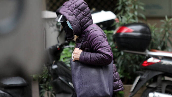 «Παραδοσιακός χειμώνας επιστρέφει» – Ψύχος, δυνατοί άνεμοι και ελαφρές χιονοπτώσεις το σκηνικό του καιρού τις επόμενες 4 ημέρες