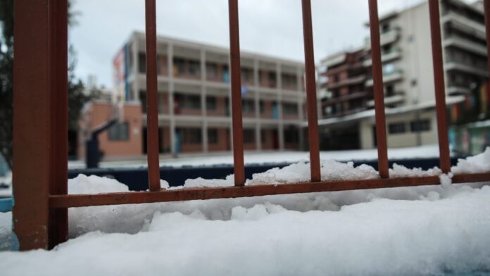 Αρκετά σχολεία κλειστά εξαιτίας των χαμηλών θερμοκρασιών