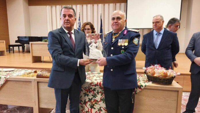 Ευχές και αισιοδοξία για το 2026 στην κοπή Βασιλόπιτας της Αντιπεριφέρειας Ροδόπης