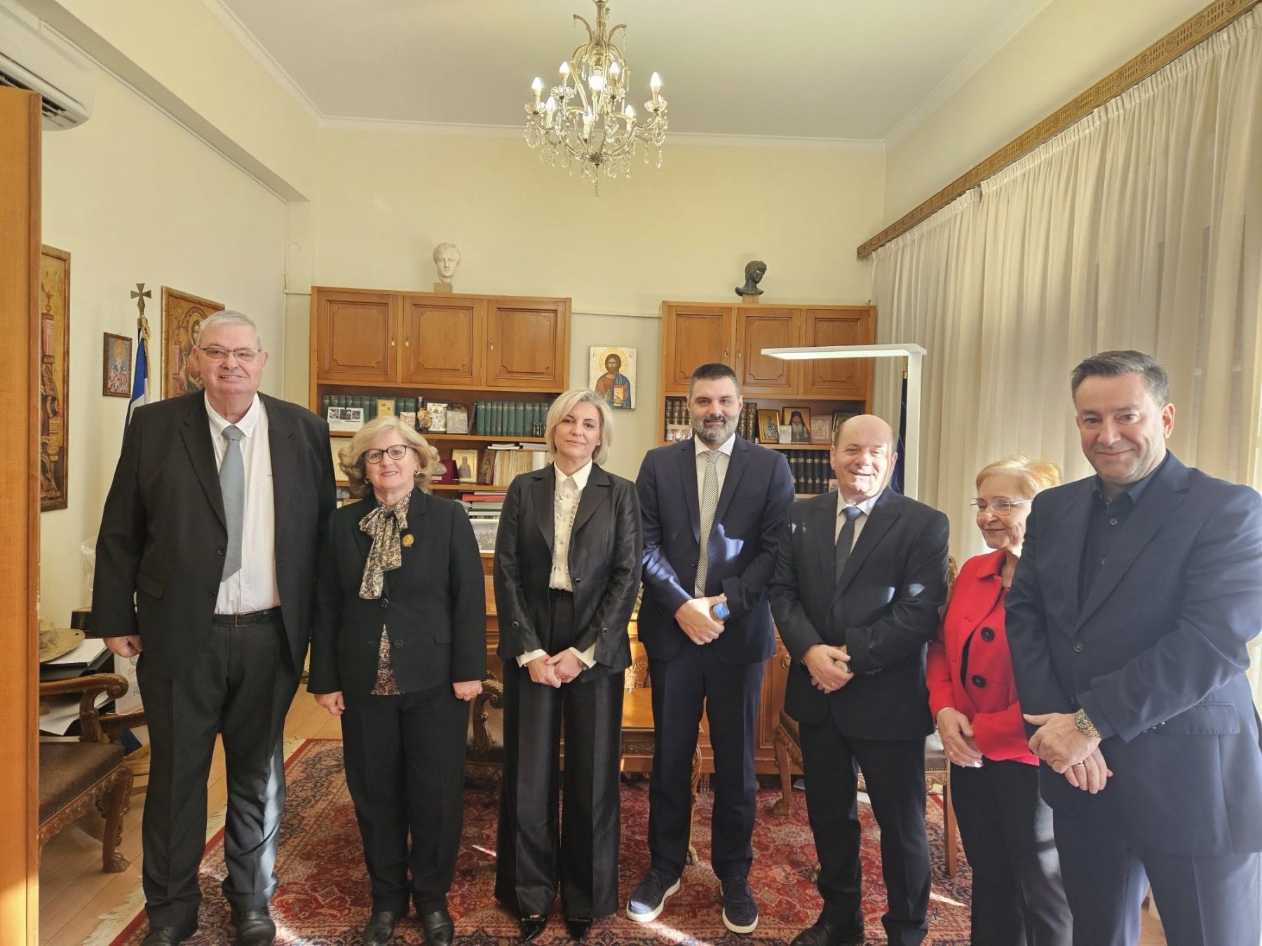 Στην Περιφέρεια Ηπείρου αντάλλαξαν ευχές στη δεξίωση Πρωτοχρονιάς