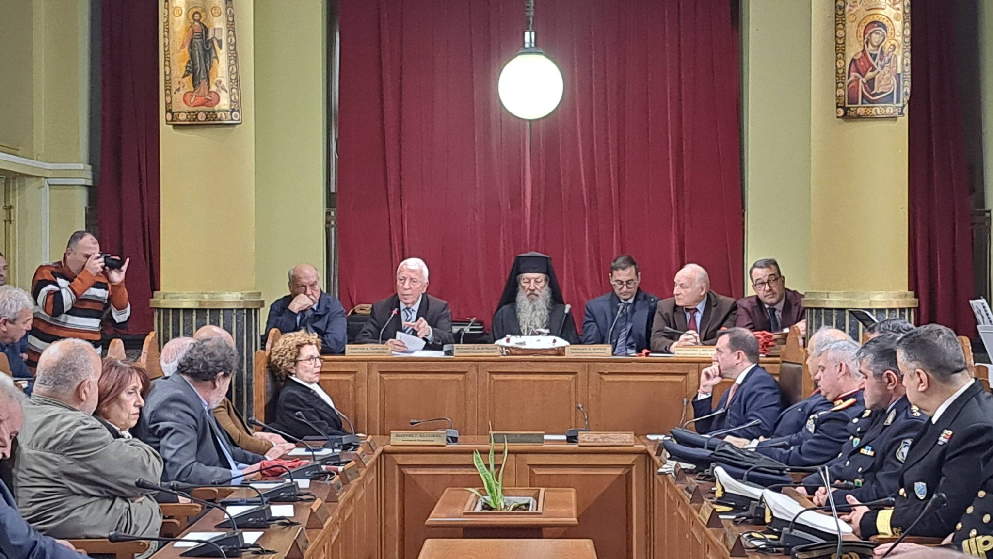 Πρωτοχρονιάτικη πίτα κόβεται στην Περιφέρεια Βορείου Αιγαίου