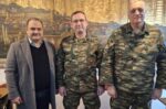 Ο Δήμαρχος Διδυμοτείχου καλωσόρισε τον απερχόμενο και τον νέο Διοικητή της 30ης Μ/Κ Ταξιαρχίας