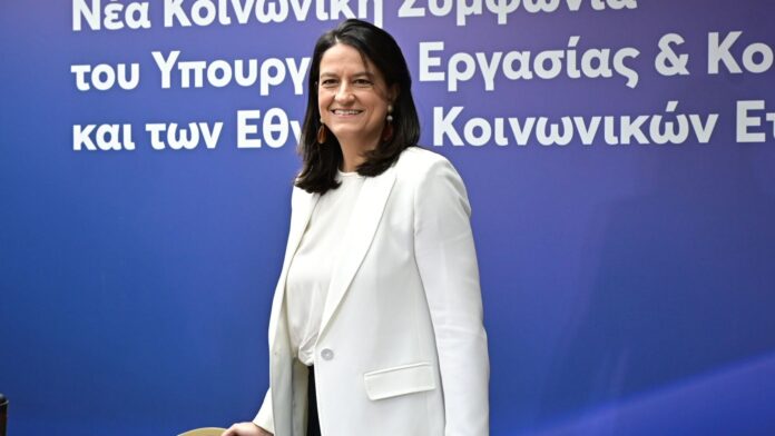 Κατώτατος μισθός 2026: Ξεκινά η συζήτηση, νέα άνοδος από τον Απρίλιο – Ο στόχος για τα 950 ευρώ