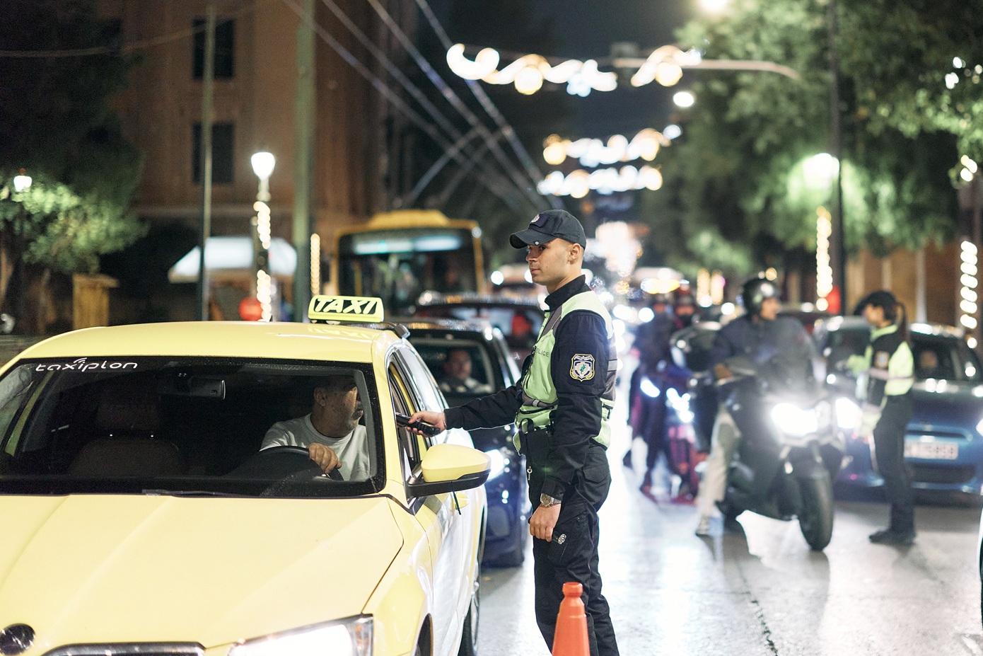 Περισσότερες από 40.000 παραβάσεις Κ.Ο.Κ. καταγράφηκαν την εορταστική περίοδο Χριστουγέννων και Πρωτοχρονιάς