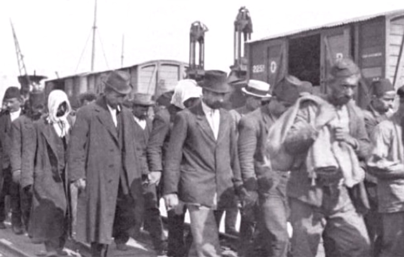 Σαν σήμερα 30 Ιανουαρίου: Η συνθήκη της Λωζάνης και ο ξεριζωμός των πληθυσμών – Όταν η πίστη έγινε διαβατήριο