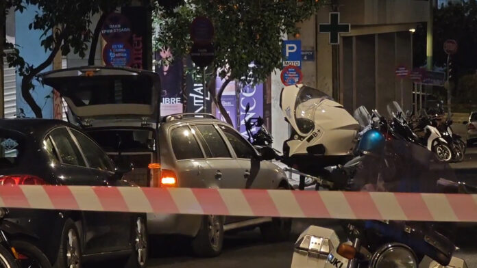 Πανικός στο κέντρο της Αθήνας: Ύποπτο μηχανάκι μπροστά στην Τράπεζα της Ελλάδος