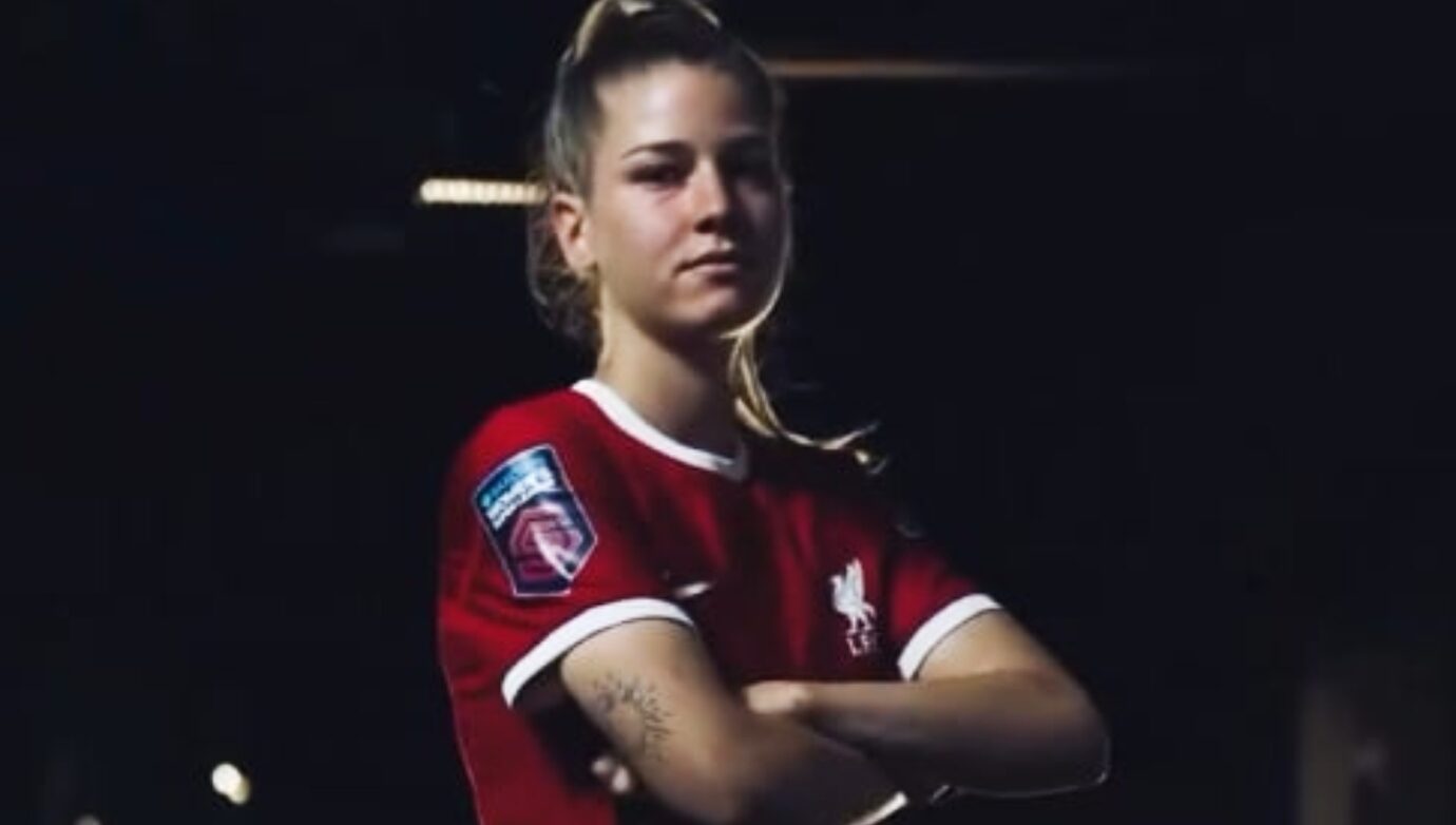 Λίβερπουλ: Ανατριχιάζει η υπόθεση παρακολούθησης της Χέμπινγκερ