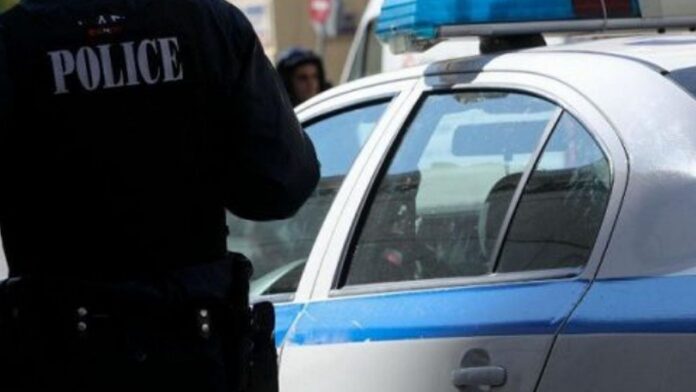 Άγρια καταδίωξη στο Ξηρόμερο: Κυνηγούσαν με αγροτικό και πυροβολούσαν 38χρονο – Κατάφερε να διαφύγει