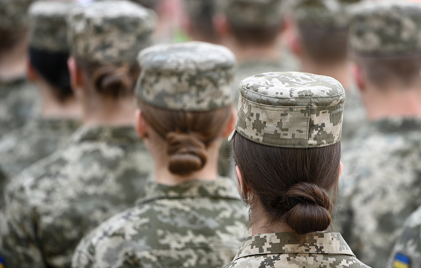 Αιφνίδιες κρίσεις στις Ένοπλες Δυνάμεις – Ποιοι αξιωματικοί διατήρησαν τις θέσεις τους