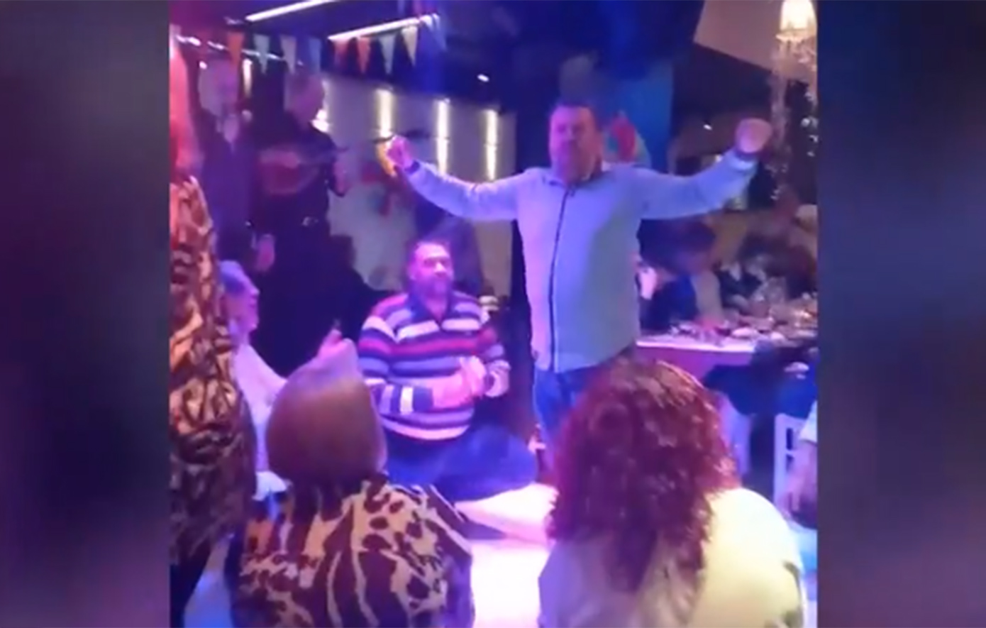 Φονικό στο Αγρίνιο: Ο κοινοτάρχης, η γυναίκα του και ο δράστης διασκέδαζαν μαζί, πριν το έγκλημα – Δείτε βίντεο