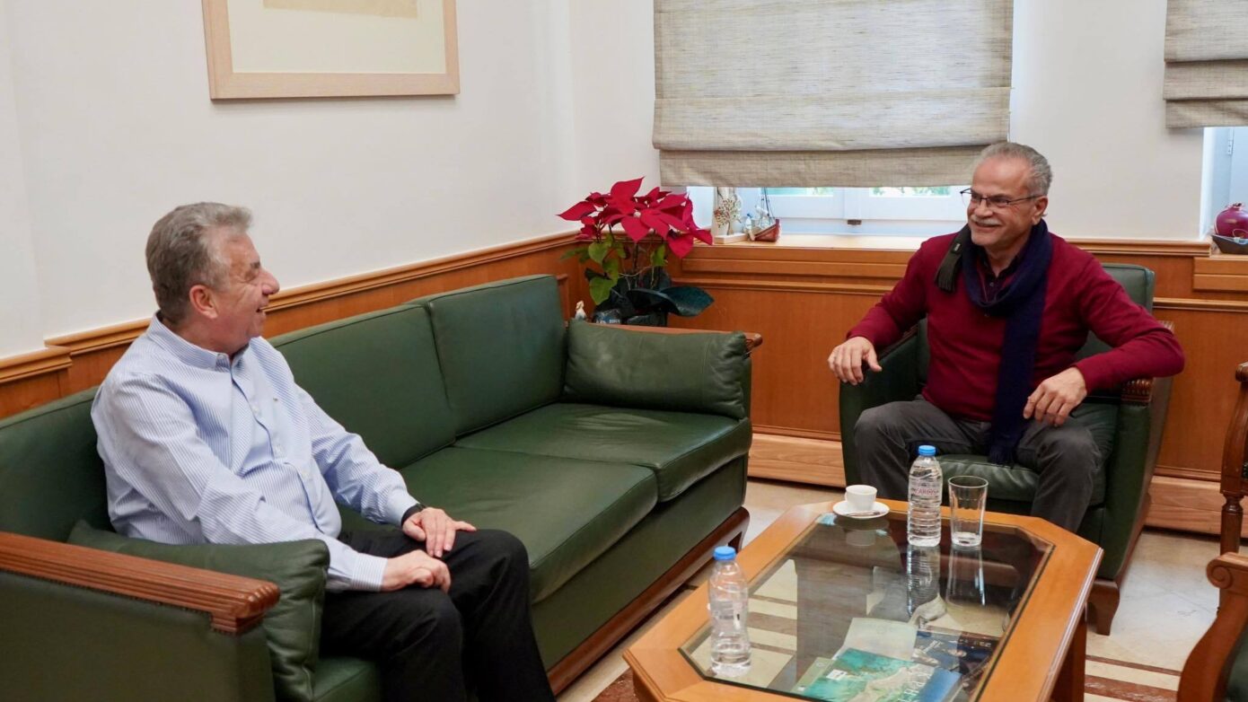 Συνάντηση του Περιφερειάρχη Κρήτης με τον Δήμαρχο Πλατανιά