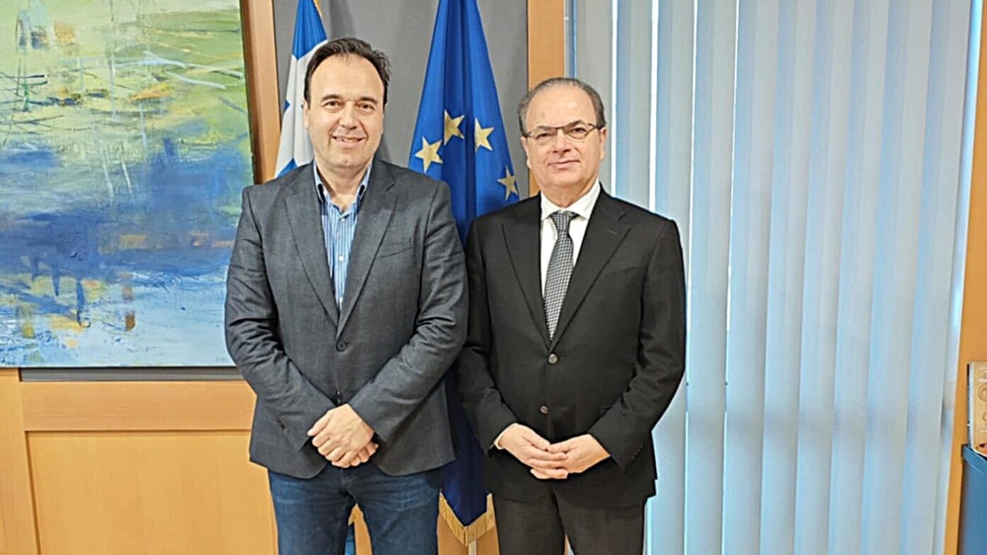 Συζήτηση Γ. Μαρινάκη με Δ. Παπαστεργίου για τον ψηφιακό εκσυγχρονισμό των ΔΕΥΑ