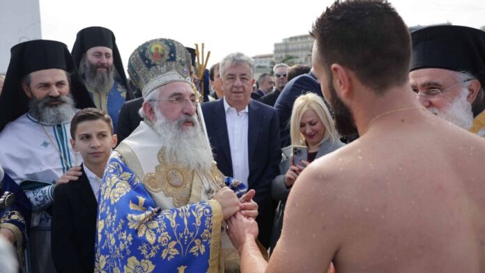 Ο Περιφερειάρχης Κρήτης συμμετέχει στον εορτασμό των Θεοφανίων στο Ηράκλειο