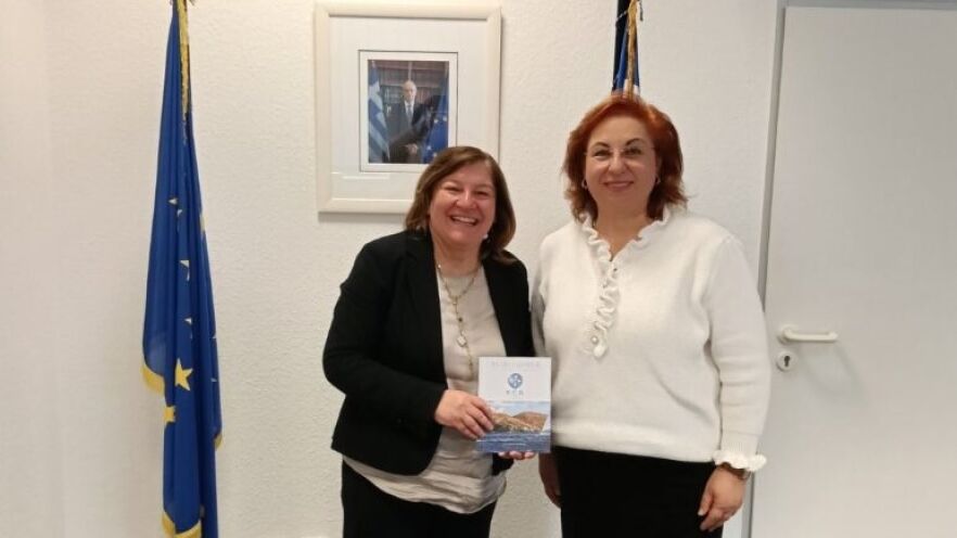 Επίσκεψη της Δημάρχου Κέας στο Ελληνικό Προξενείο του Ντίσελντορφ