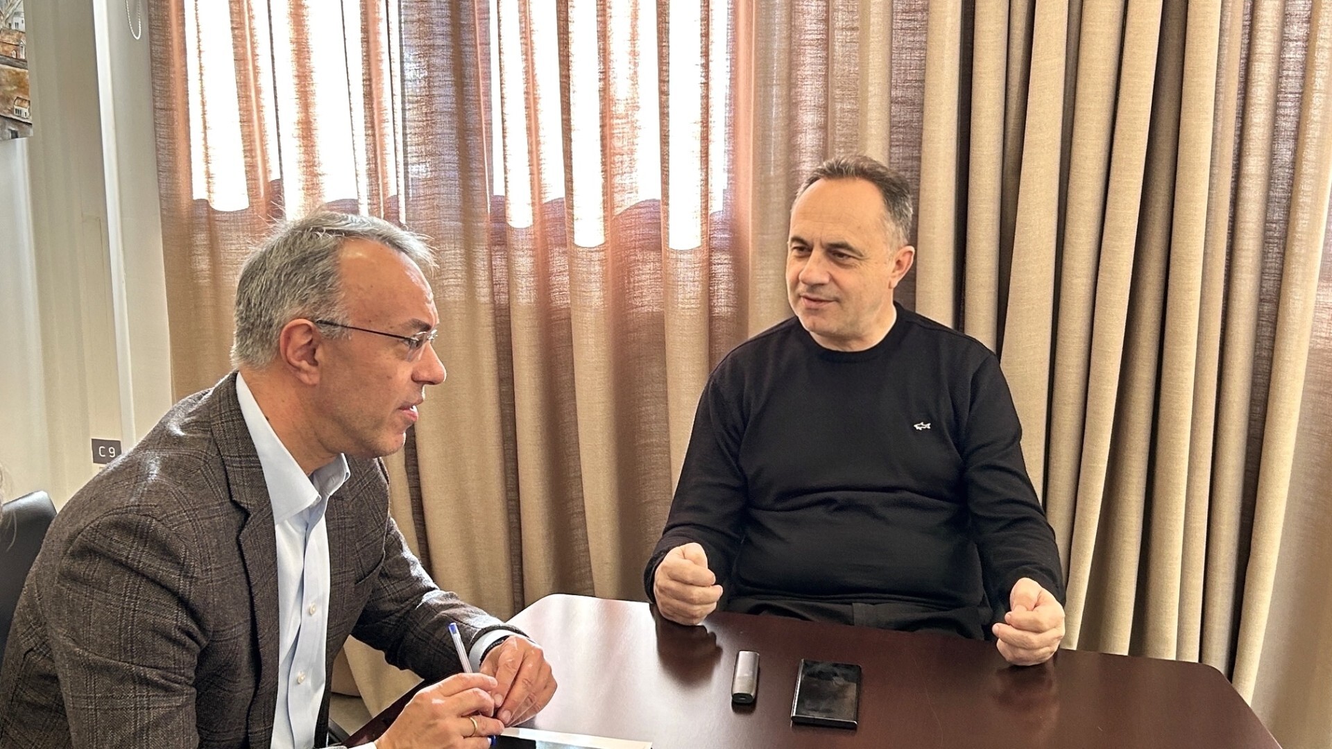 Σύσκεψη Δημάρχου Λαμιέων με τον Βουλευτή Χρ. Σταϊκούρα