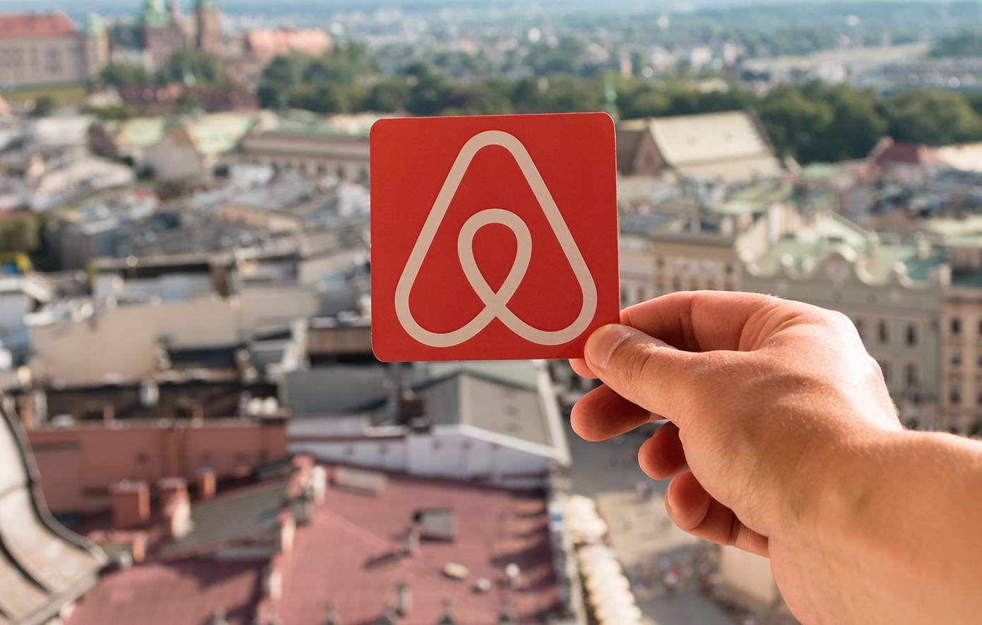 Airbnb: Ποιες αλλαγές φέρνουν πρόστιμα έως 40.000 ευρώ και ποιοι απειλούνται
